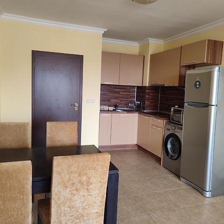 Dom-El Real Apartments Amphora Светий Влас Екстер'єр фото