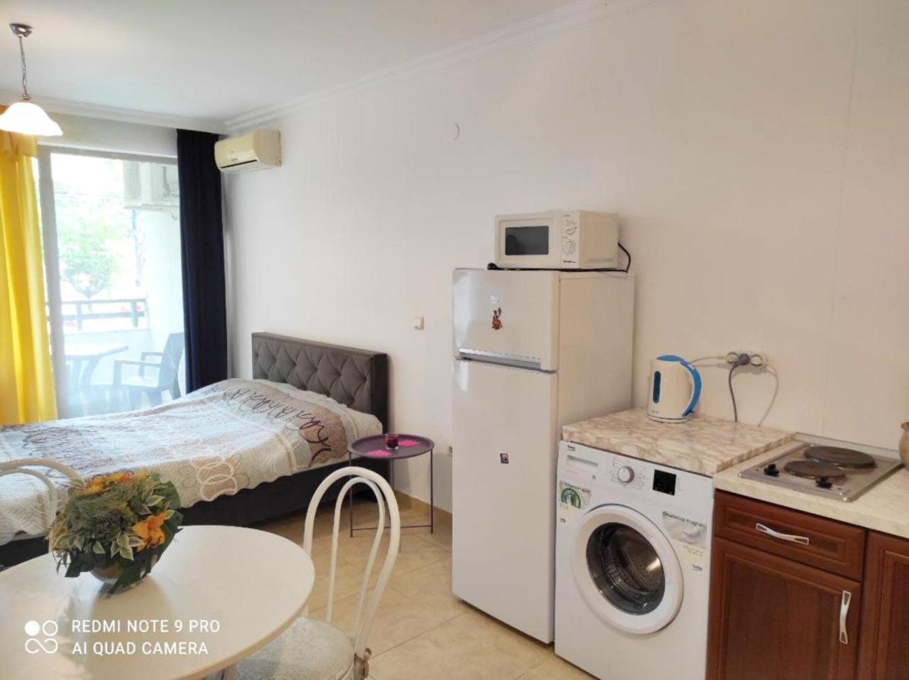 Dom-El Real Apartments Amphora Светий Влас Екстер'єр фото