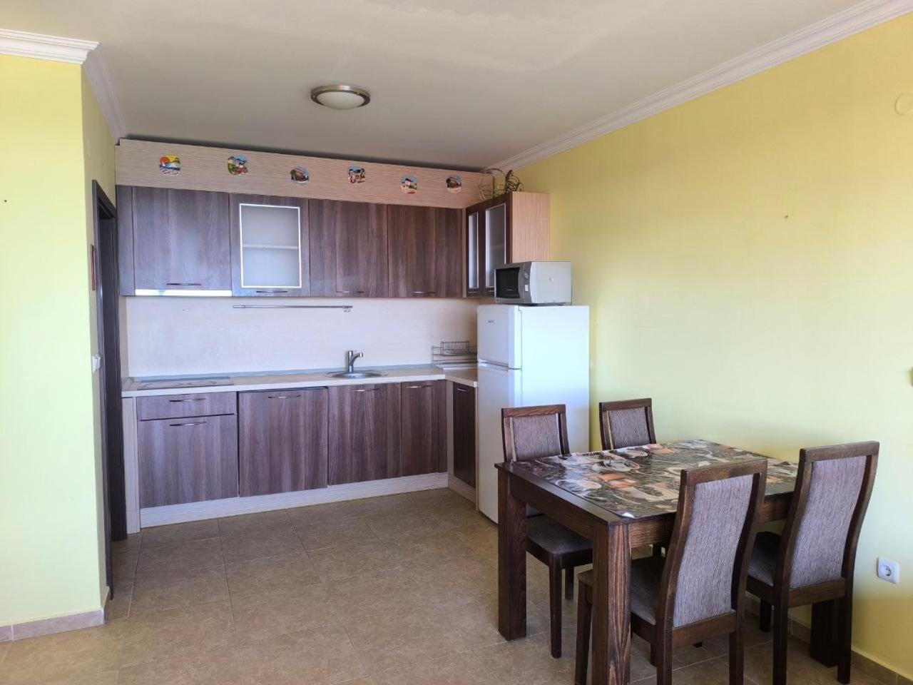 Dom-El Real Apartments Amphora Светий Влас Екстер'єр фото